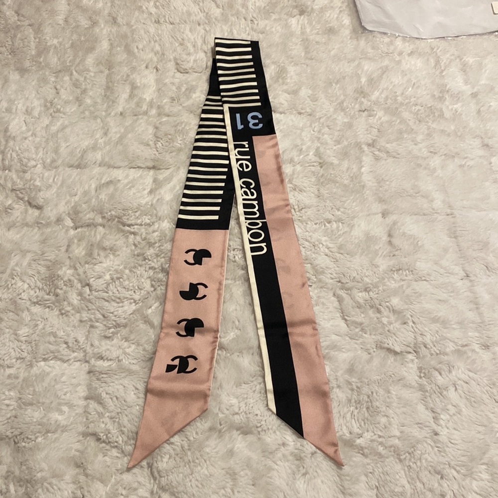 New Authentic Chanel Bandeau scarf - Picture 4 of 7